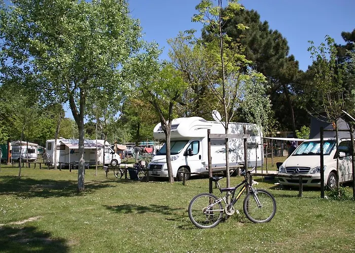 Romea Family Camping Касал-Борсетти