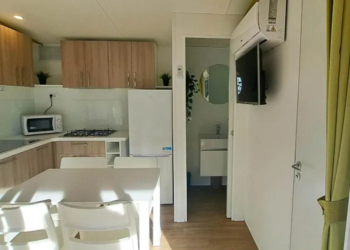 Romea Family Camping Кемпинг Касал-Борсетти